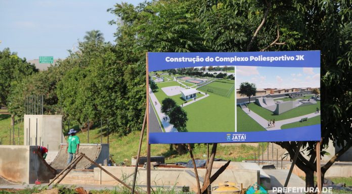 Escola de Vôlei Paula Pequeno Joinville