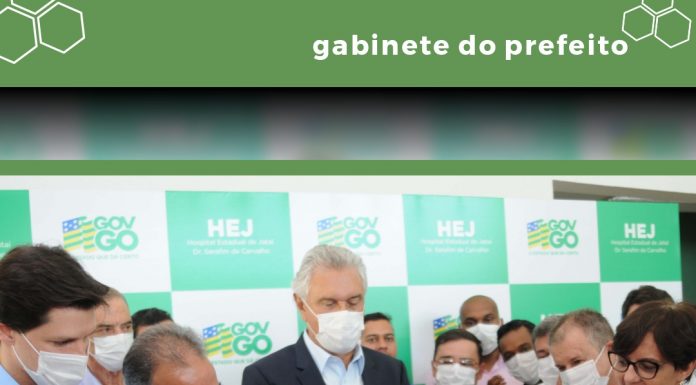 A falta de oxigênio é real, nos hospitais e nas democracias